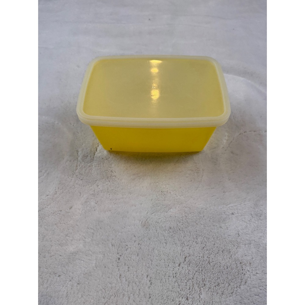 Sho Pak 40 Yellow Food Storage Container Dishwasher Safe Excelsior Springs MO
